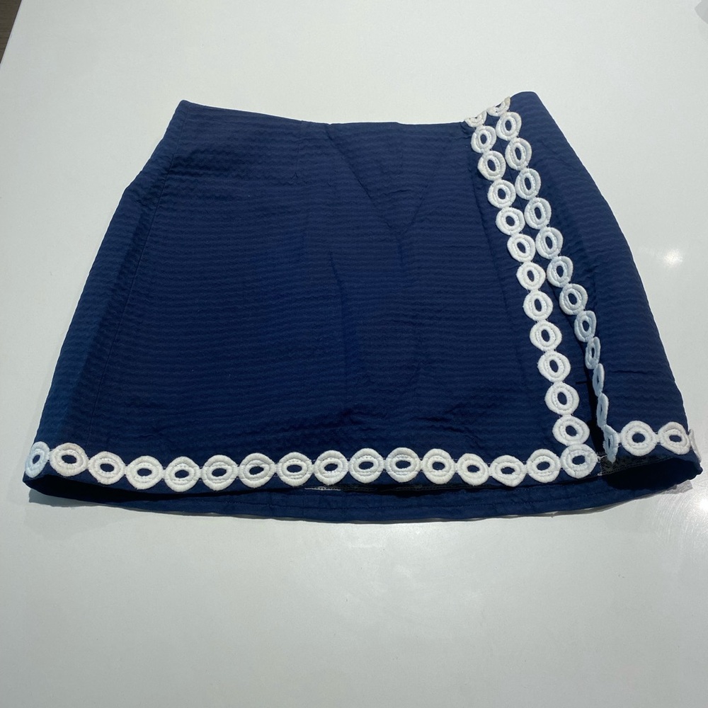Lilly Pulitzer Navy Blue & White Skort